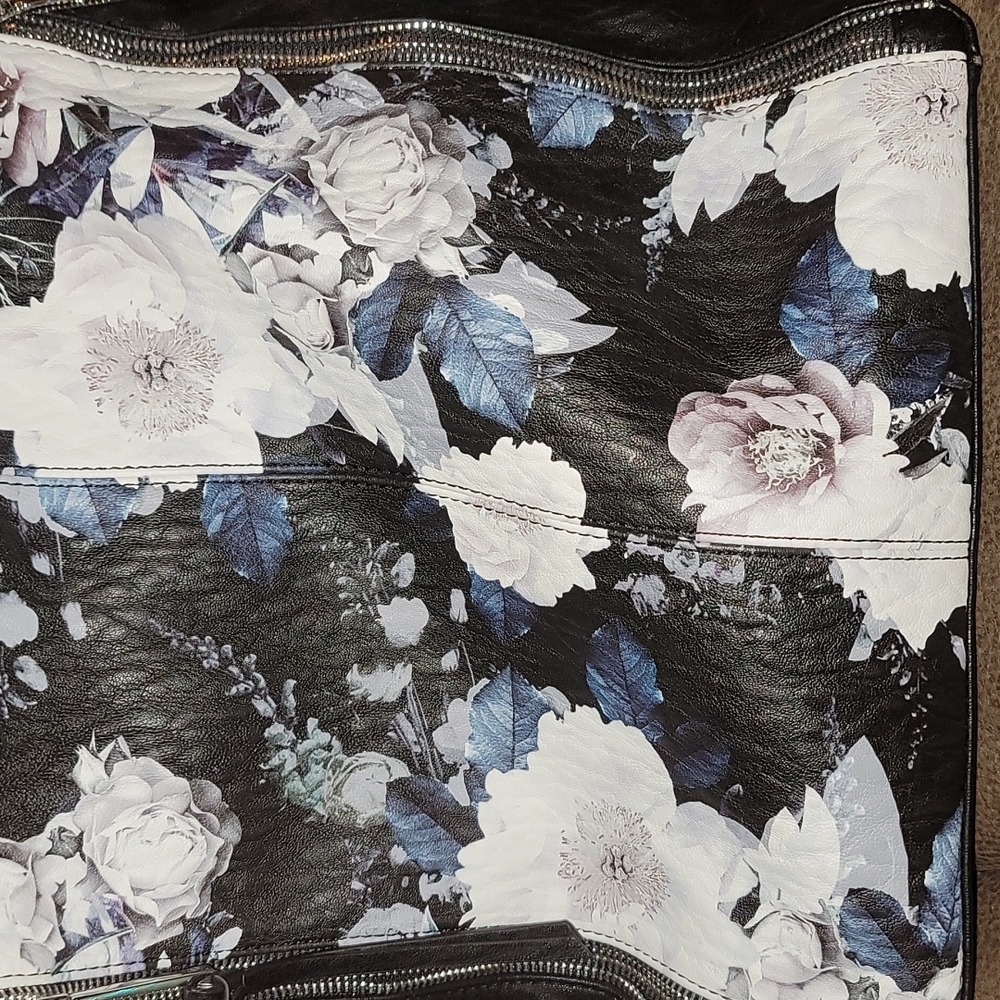 🌾NWOT Beautiful Jessica Simpson shoulder purse 🌾 - Picture 6 of 8